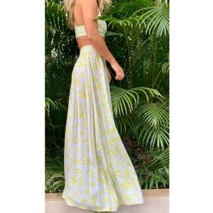 Aloha, I’m Valerie!